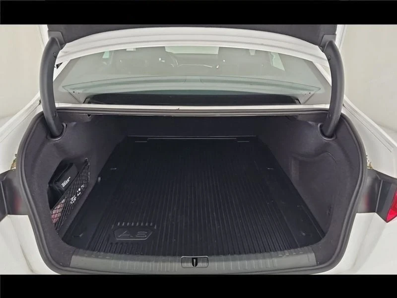 Audi A6 40 TFSI, снимка 13 - Автомобили и джипове - 54227747