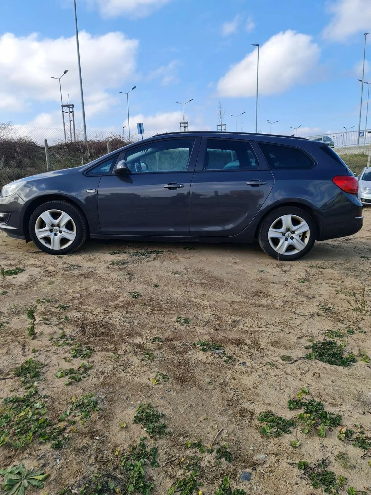 Opel Astra 1.6CDTI - изображение 4