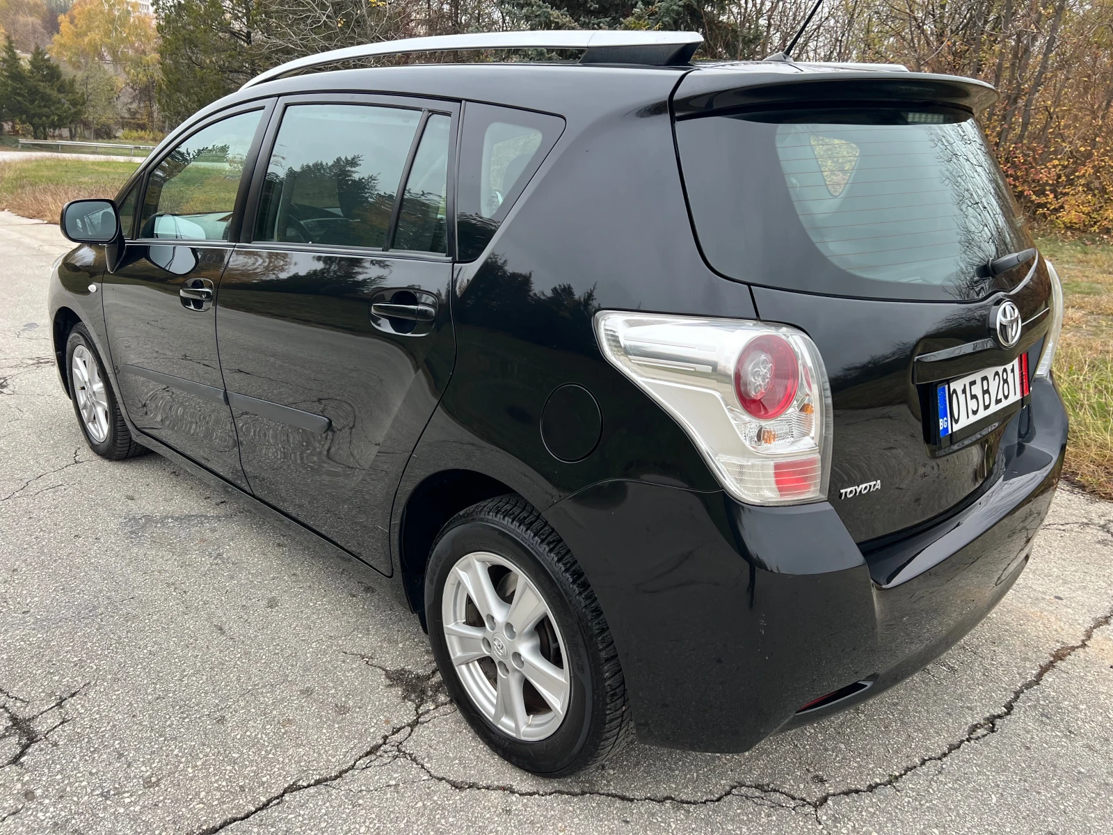 Toyota Verso 2.0 D4D/126p.s-Keyless Go/Kamera - изображение 4