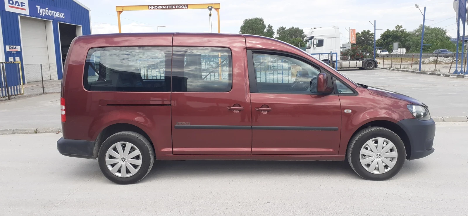 VW Caddy 1.6 TDI 102 k.c. 7 места Макси - изображение 2