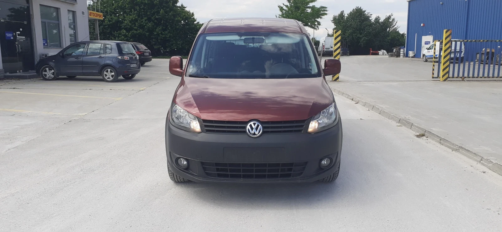 VW Caddy 1.6 TDI 102 k.c. 7 места Макси - изображение 8