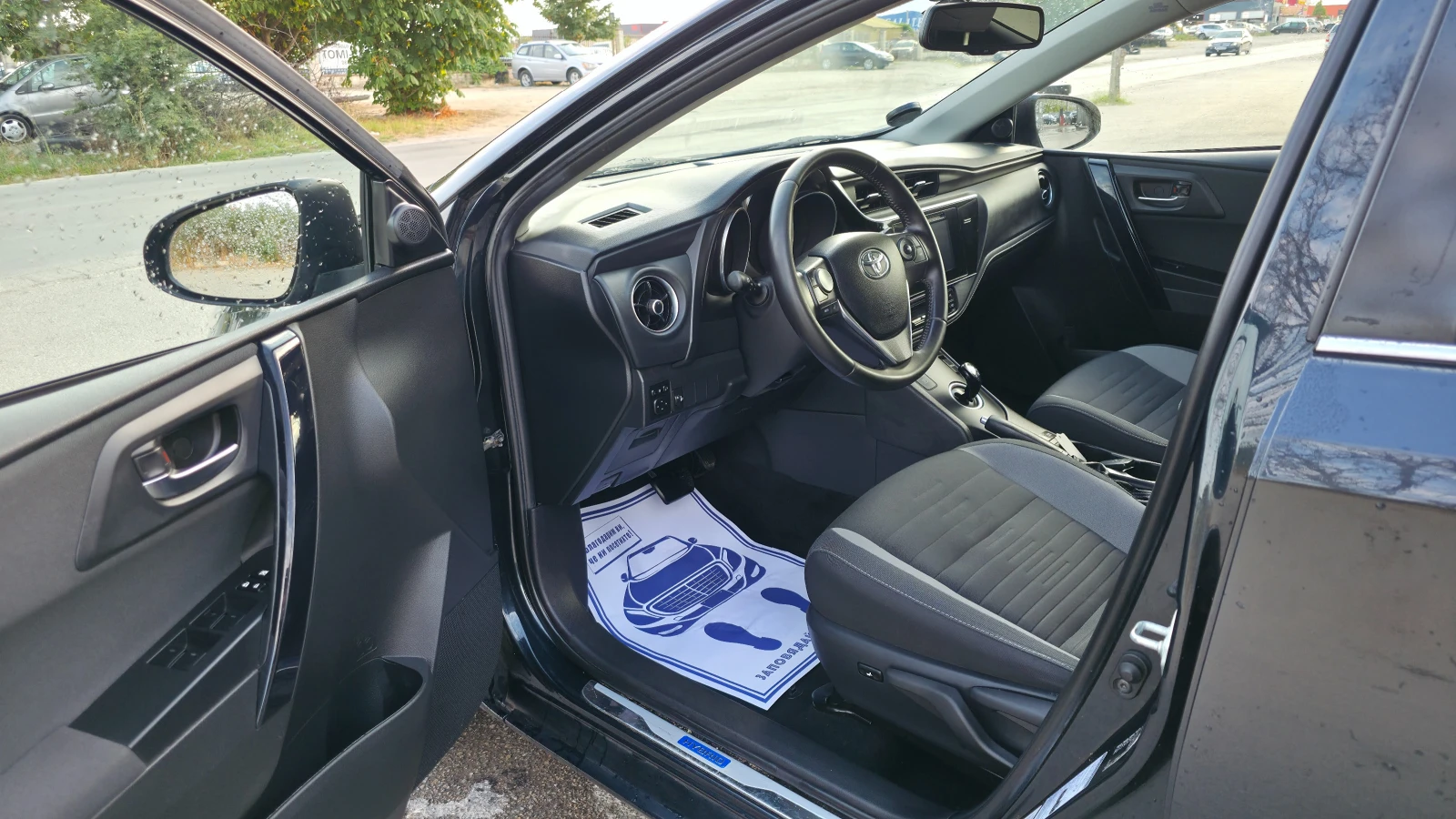Toyota Auris ПРОМО ЦЕНА/1.8/ХИБРИД - изображение 9