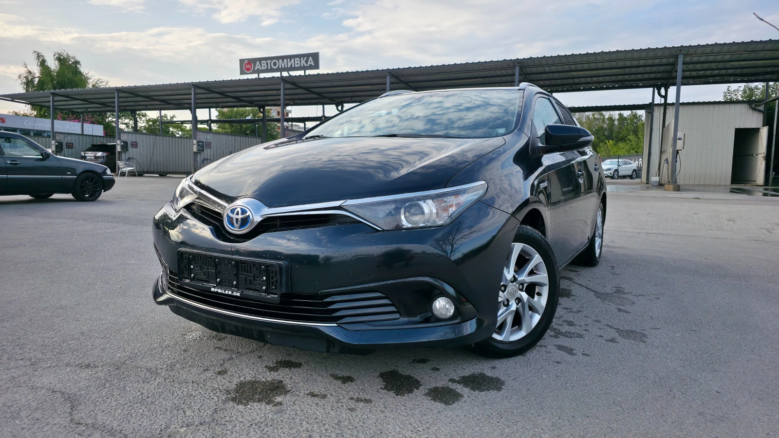Toyota Auris ПРОМО ЦЕНА/1.8/ХИБРИД - изображение 3