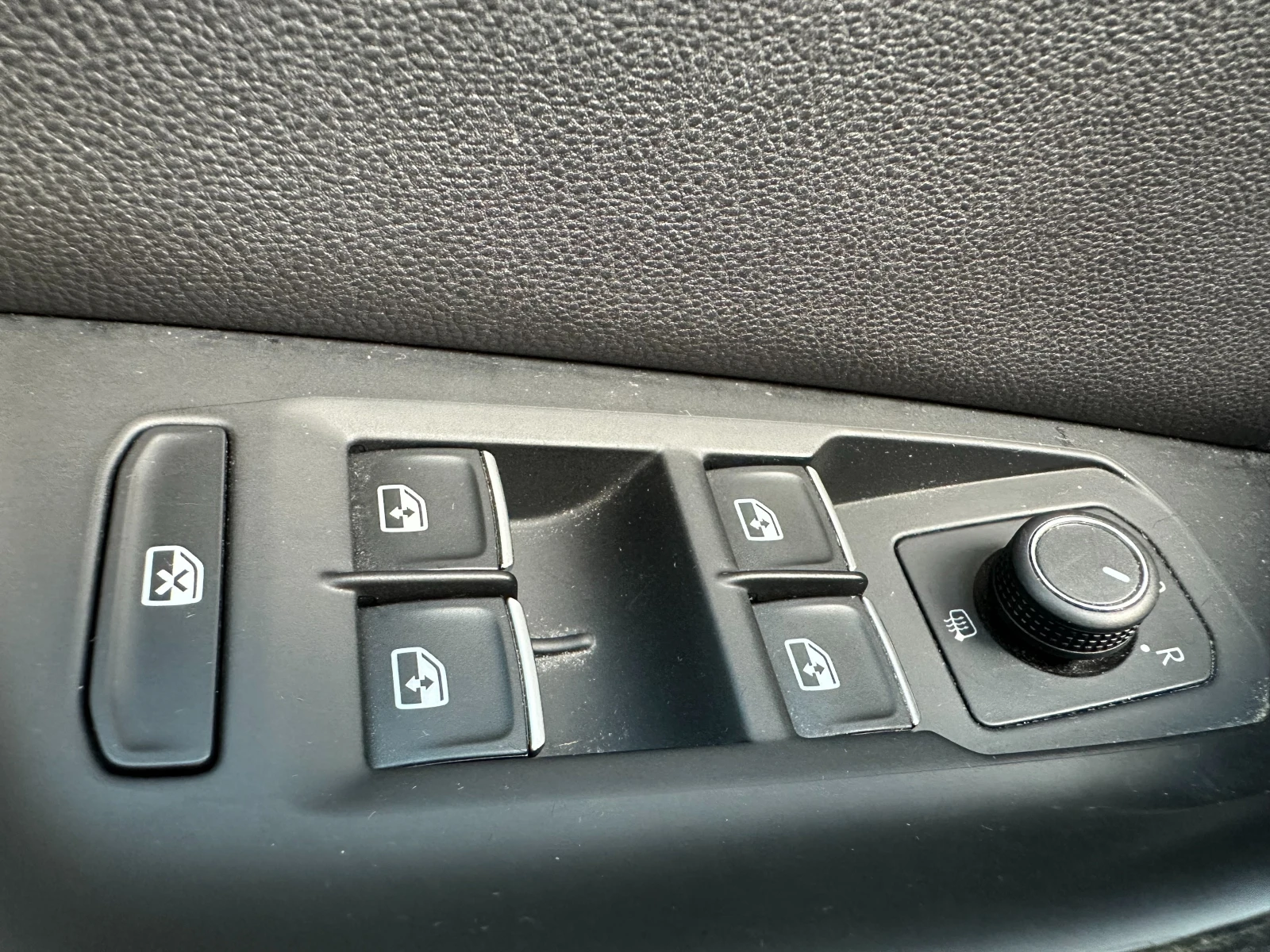 VW Passat biturbo 2.0d 239 к.с./4x4 | Mobile.bg — изображение 17