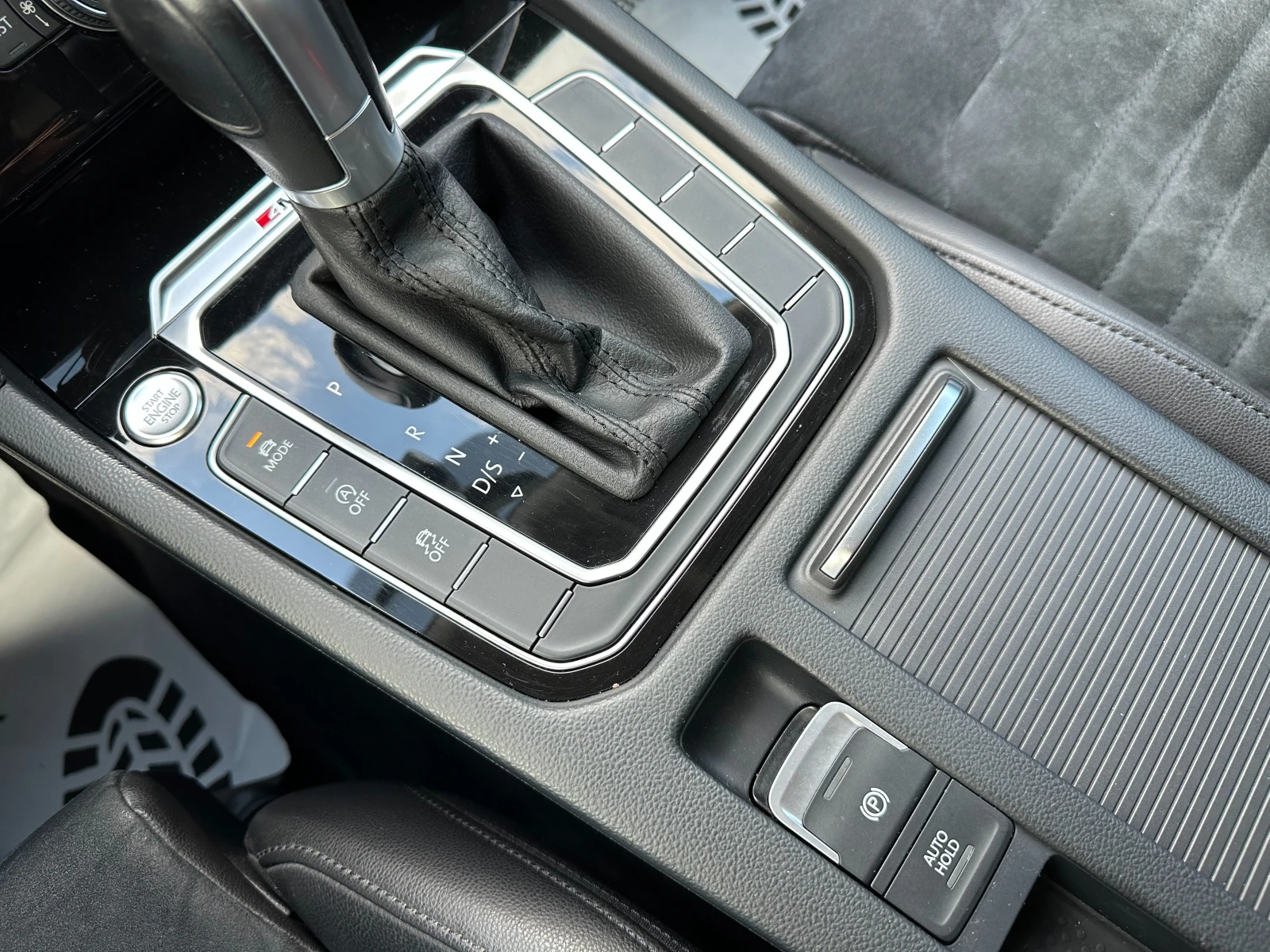 VW Passat biturbo 2.0d 239 к.с./4x4 | Mobile.bg — изображение 13