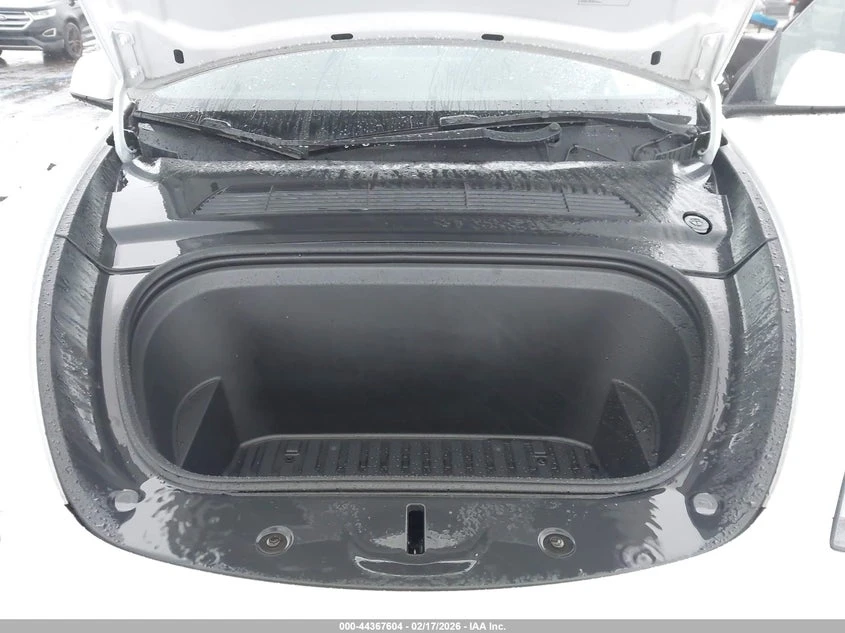 Tesla Model Y Long Range Dual Motor All-Wheel Drive, снимка 10 - Автомобили и джипове - 53848073