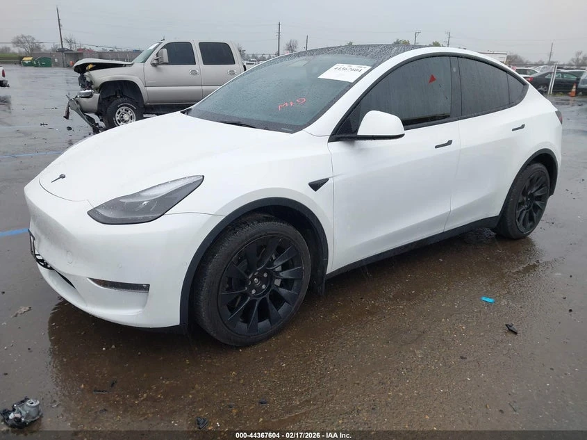 Tesla Model Y Long Range Dual Motor All-Wheel Drive, снимка 2 - Автомобили и джипове - 53848073