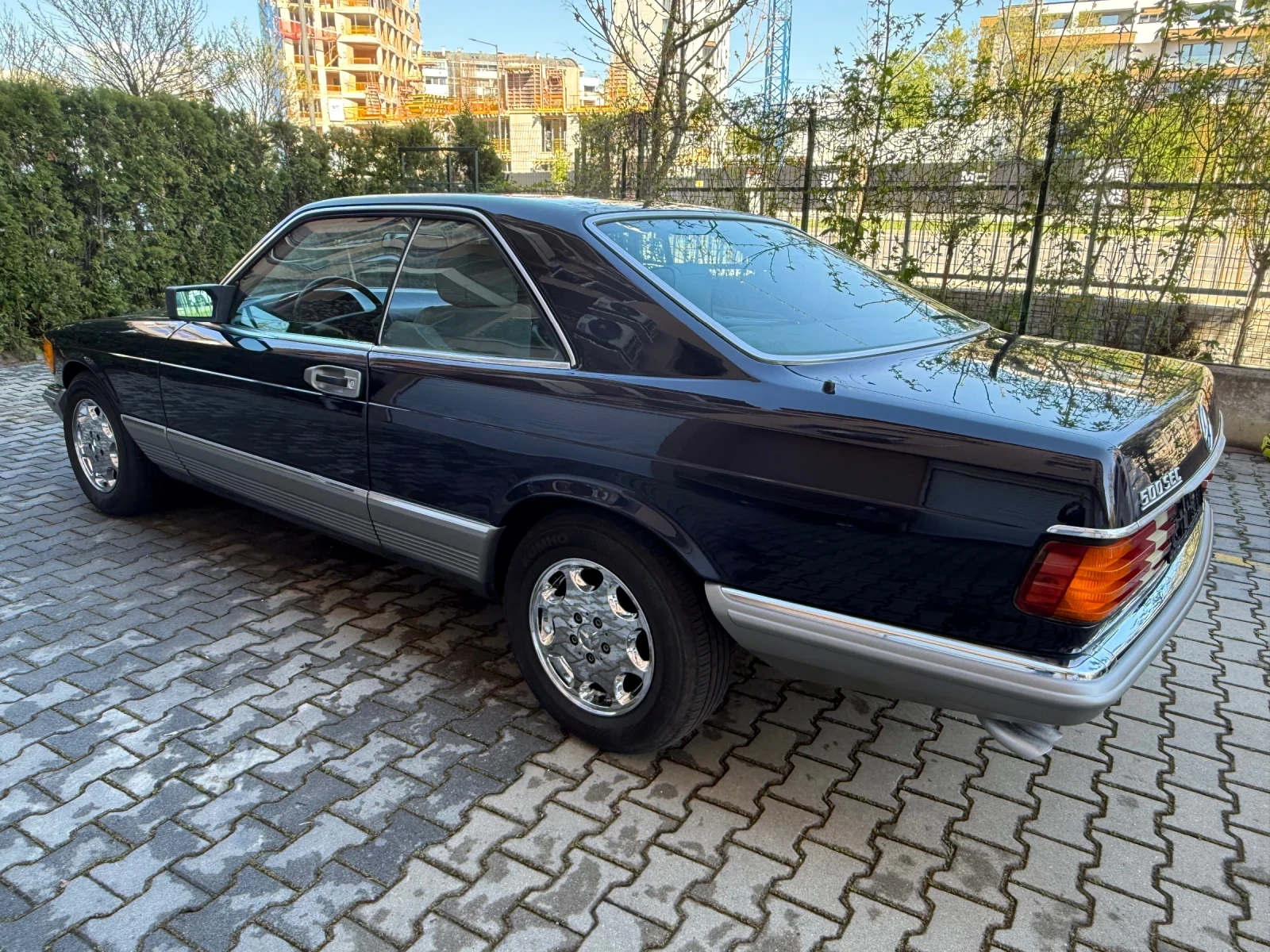 Mercedes-Benz 126 500 sec, снимка 4 - Автомобили и джипове - 53955130