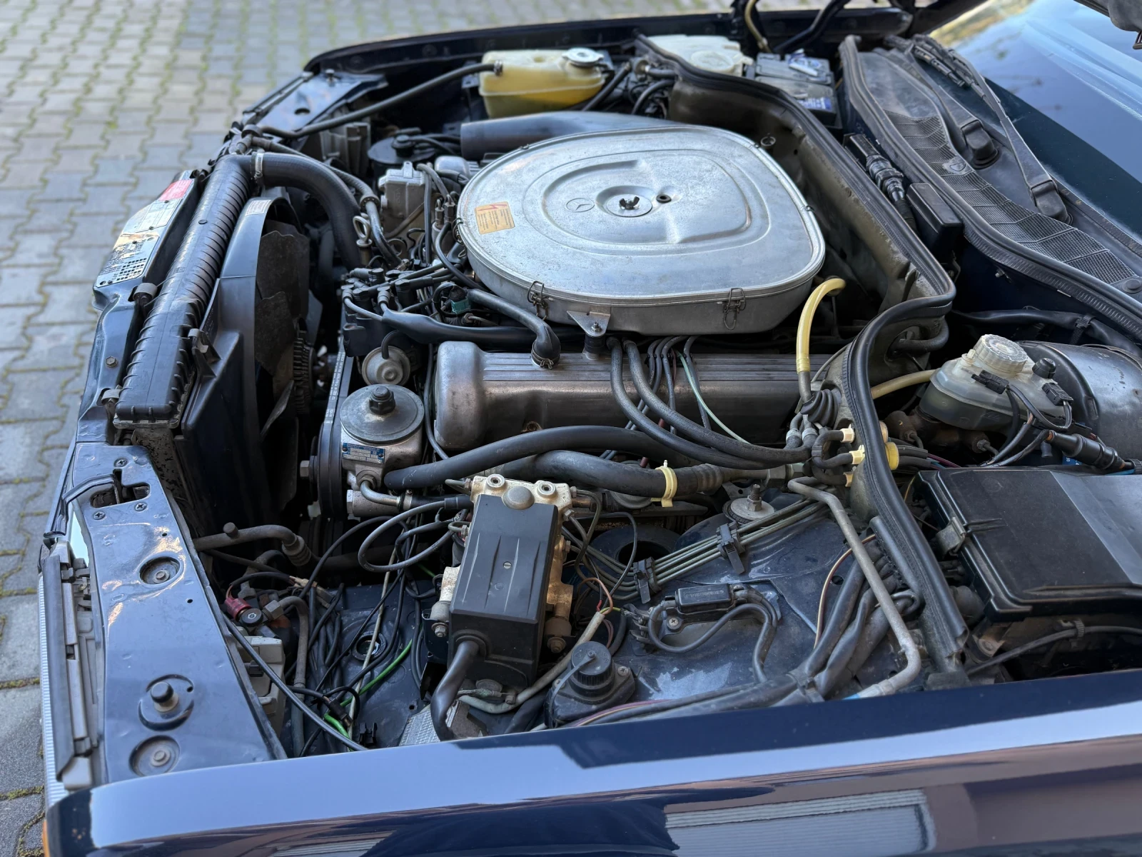 Mercedes-Benz 126 500 sec, снимка 12 - Автомобили и джипове - 53955130