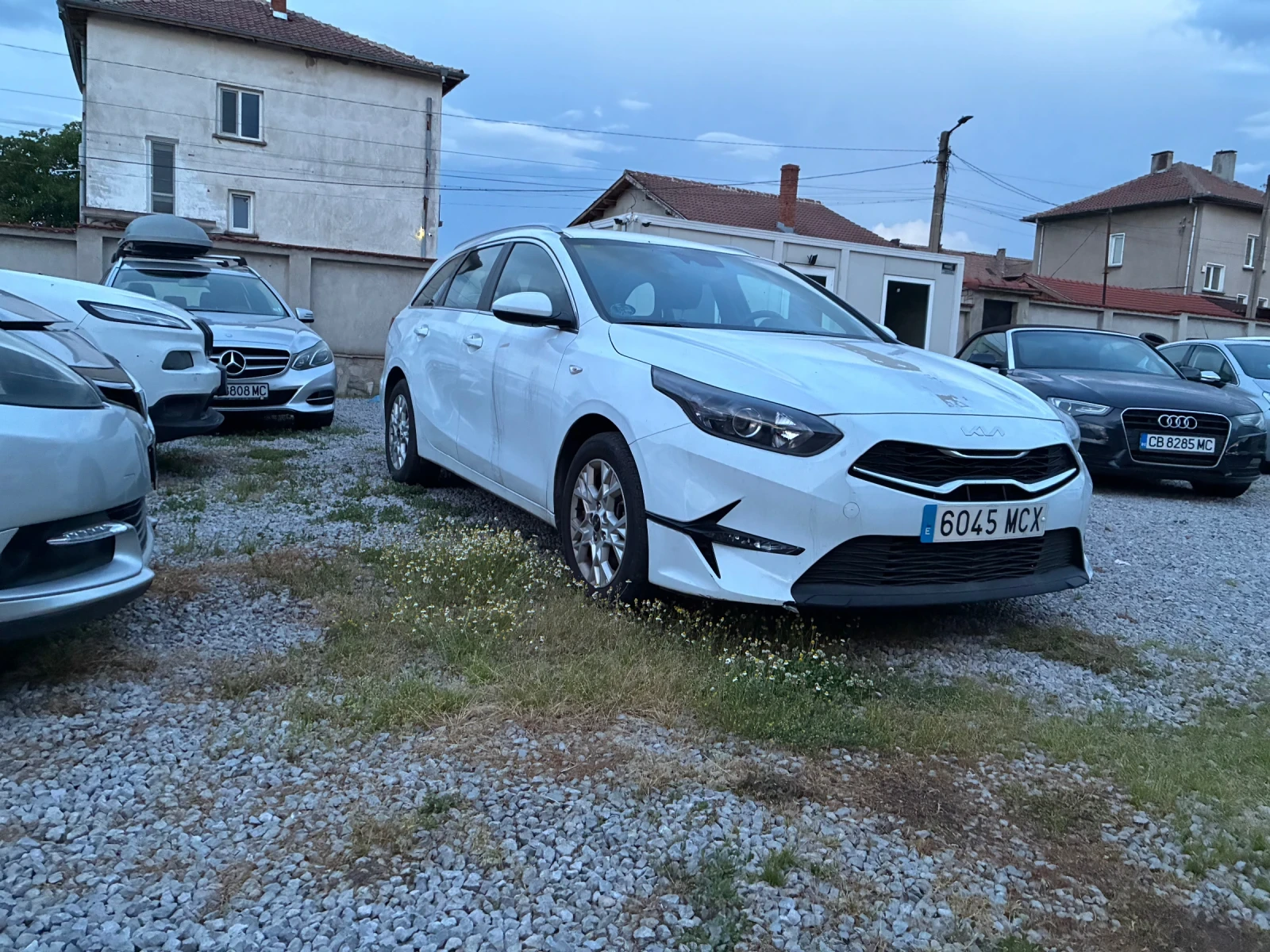 Kia Ceed 1, 6CRDI-HYBRID, снимка 2 - Автомобили и джипове - 54313757