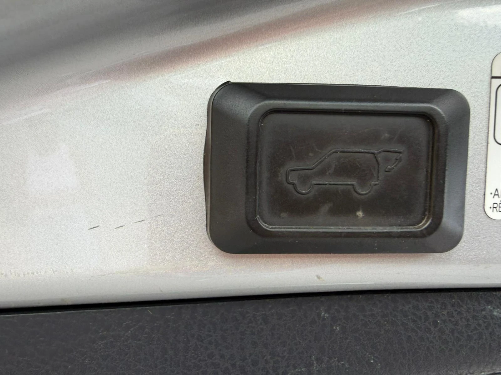 Toyota Rav4 2.0 D4D 4х4 кожа нави  , снимка 14 - Автомобили и джипове - 55467175
