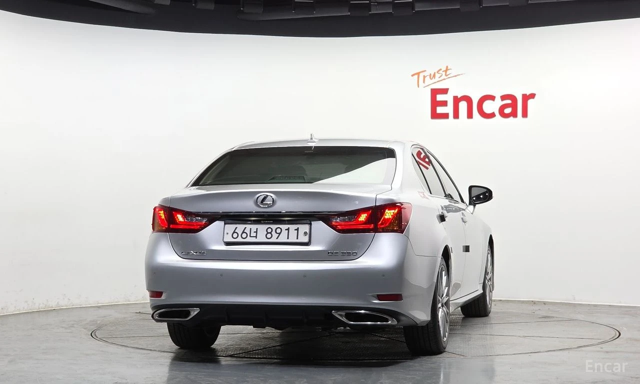 Lexus GS 350 * EXECUTIVE* КОЖА* ПОДГРЕВ* ОБДУХВАНЕ* ШИБИДАХ* HE, снимка 4 - Автомобили и джипове - 54445881