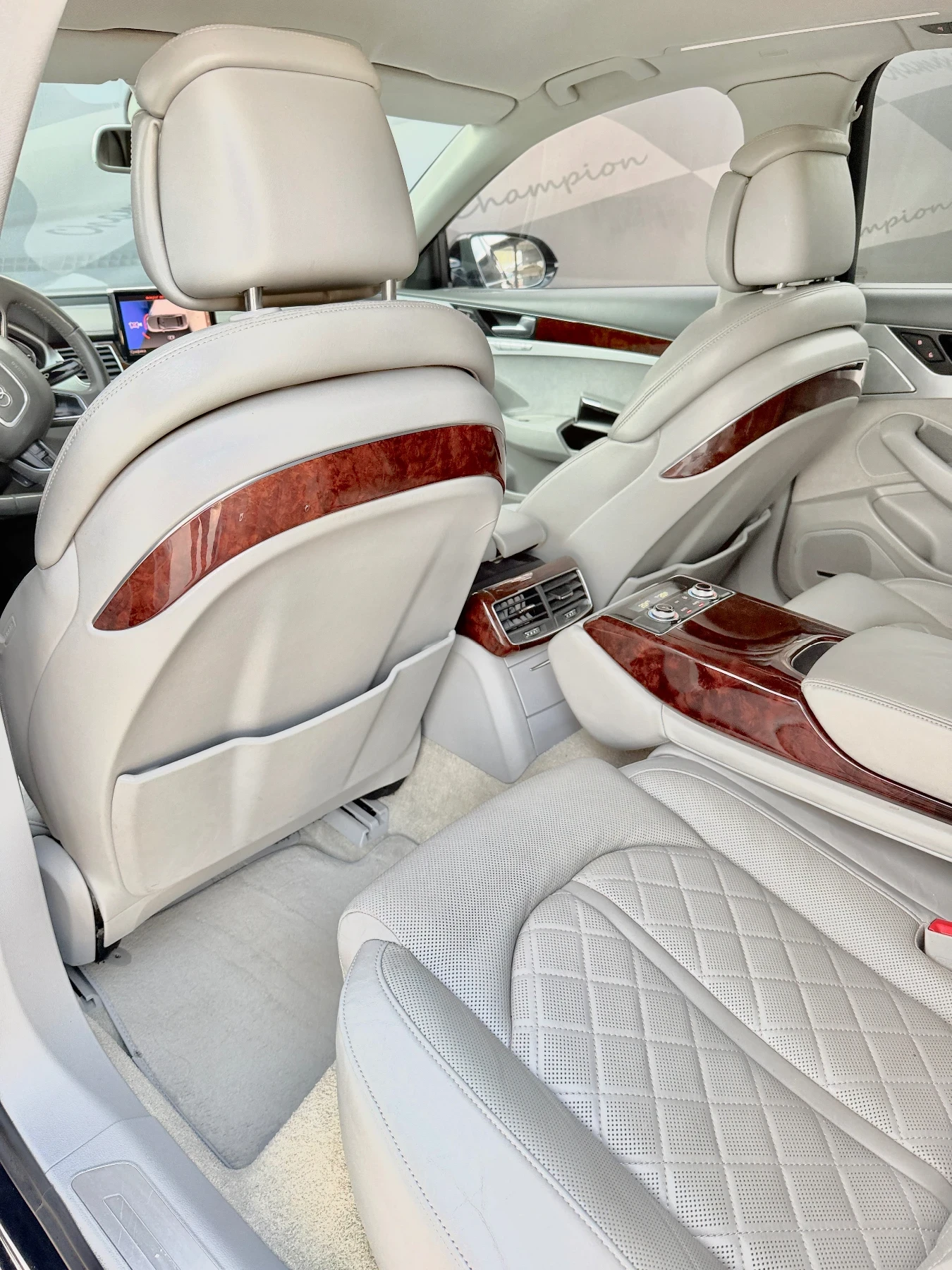 Audi A8 Бартер лизинг без доходи, снимка 16 - Автомобили и джипове - 54467375