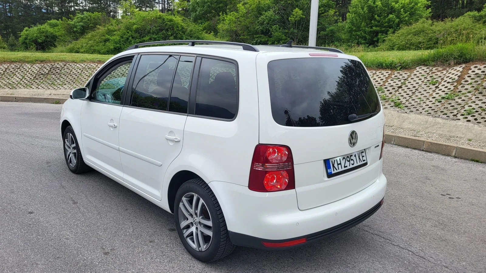 VW Touran 1.6-102 BIFUEL* HIGHLINE* NAVI | Mobile.bg � ����������� 3