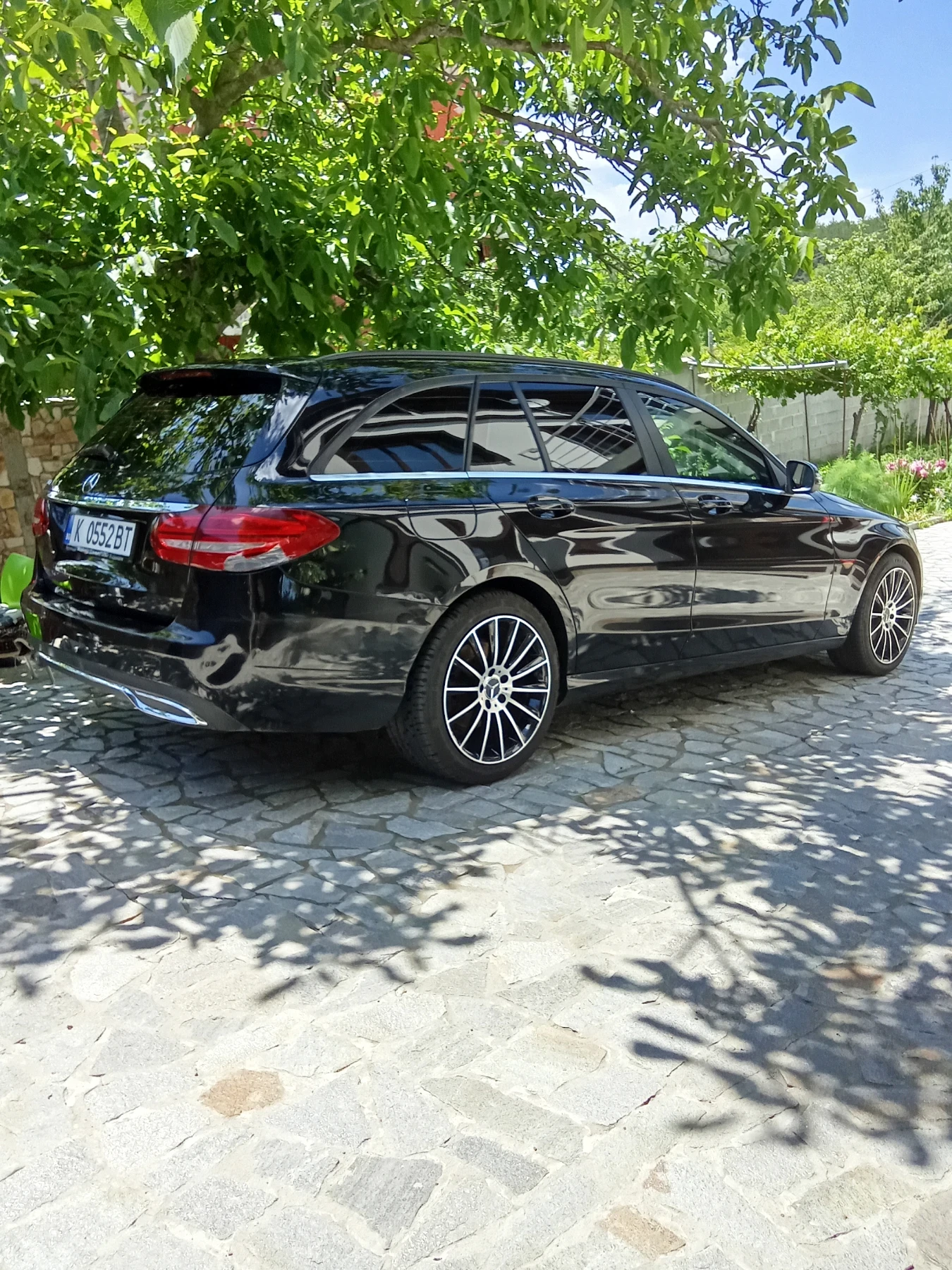 Mercedes-Benz C 220, снимка 3 - Автомобили и джипове - 54720071