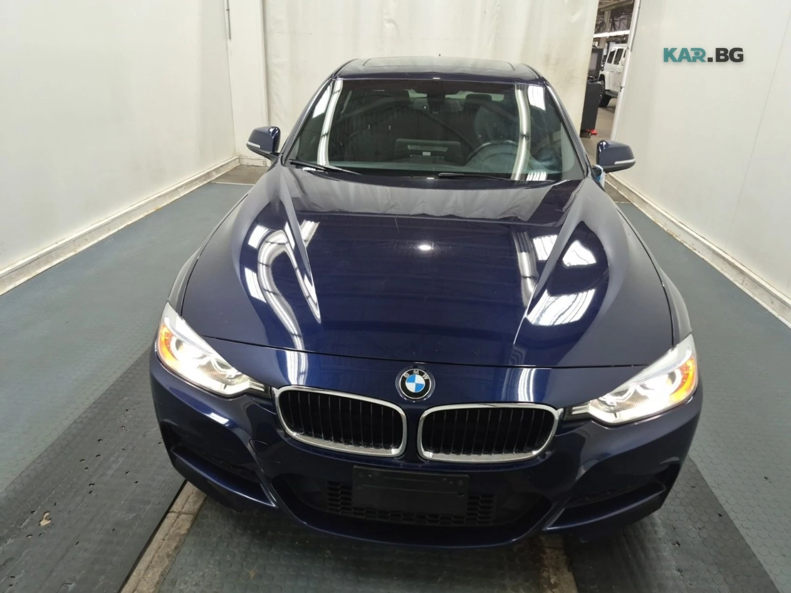 BMW 335 xDrive Автокредит Цена до България, снимка 2 - Автомобили и джипове - 55031371