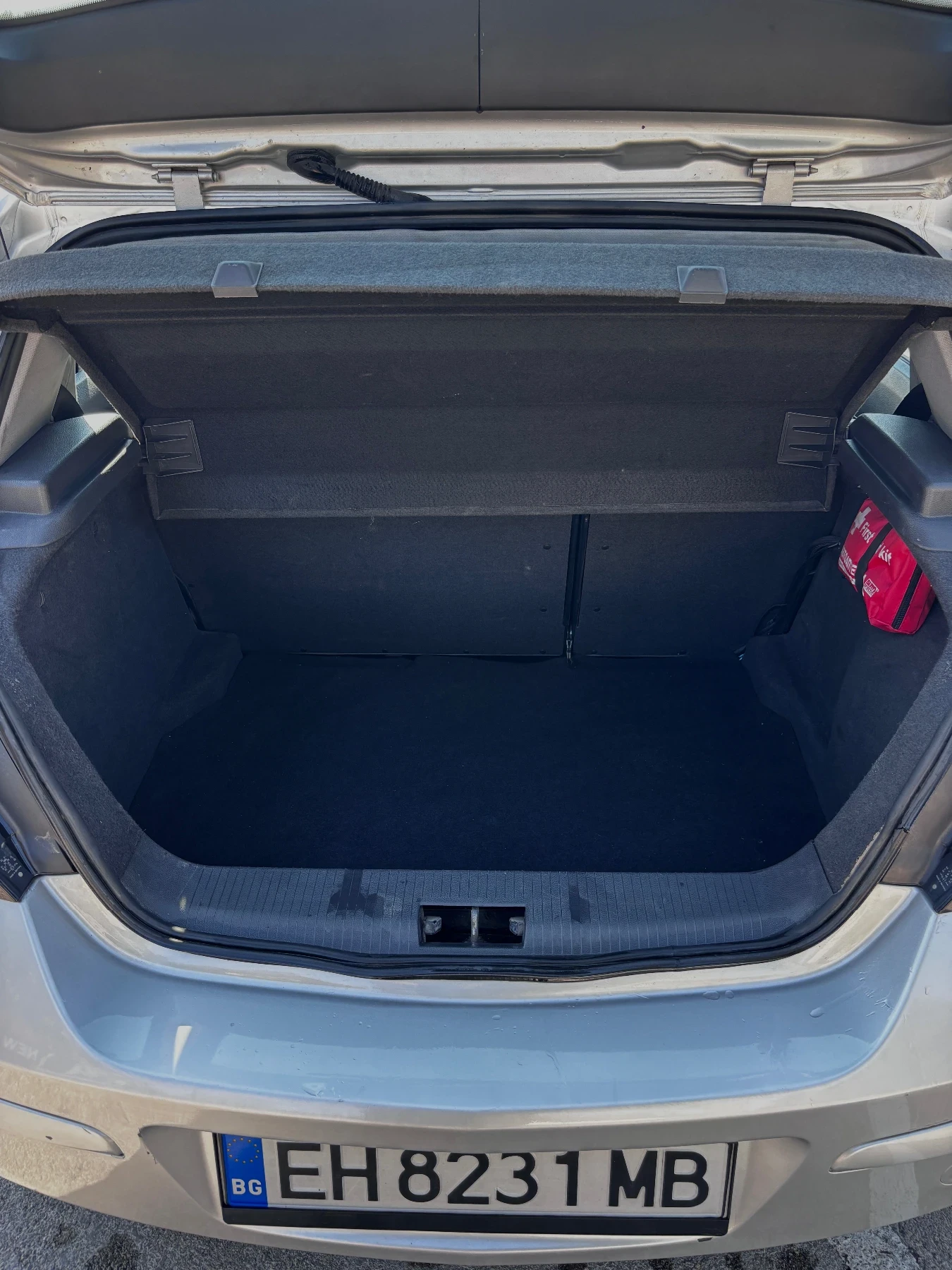 Opel Astra, снимка 17 - Автомобили и джипове - 55342929