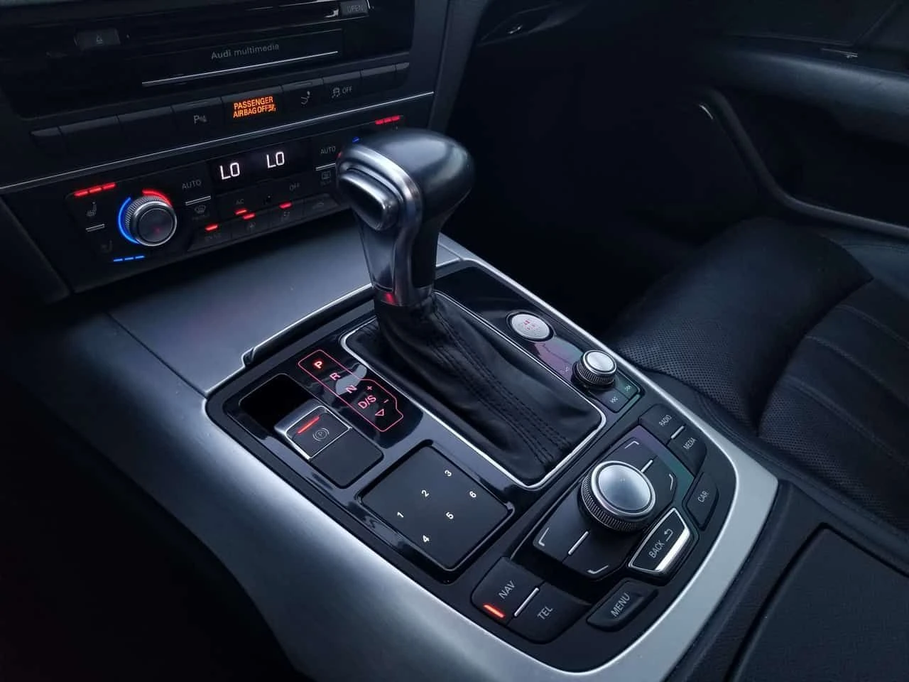 Audi A7 * S LINE| NAV| CAMERA| ROOF| COOLED SEATS| POWER L, снимка 13 - Автомобили и джипове - 55408922