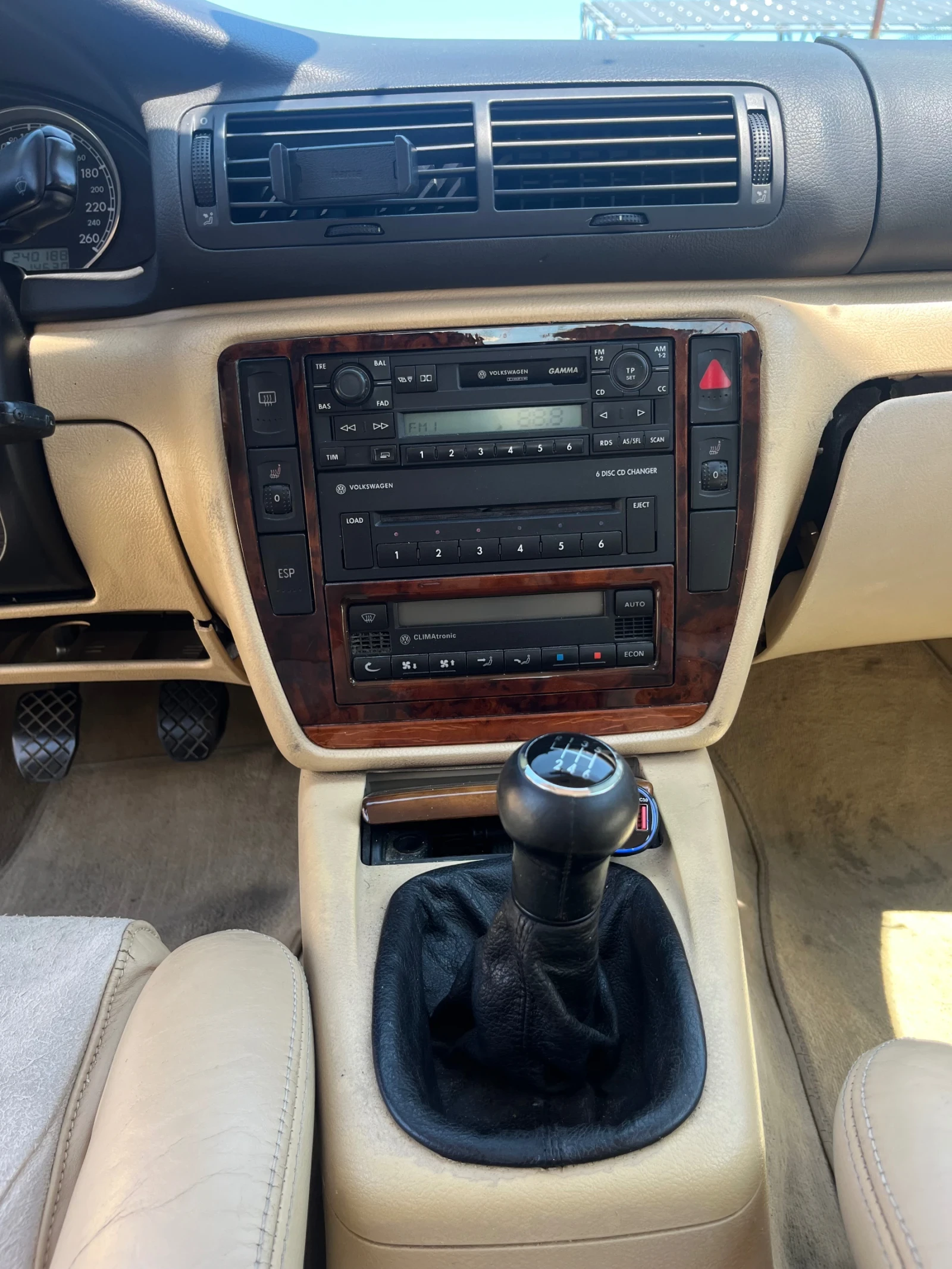 VW Passat, снимка 9 - Автомобили и джипове - 55618464