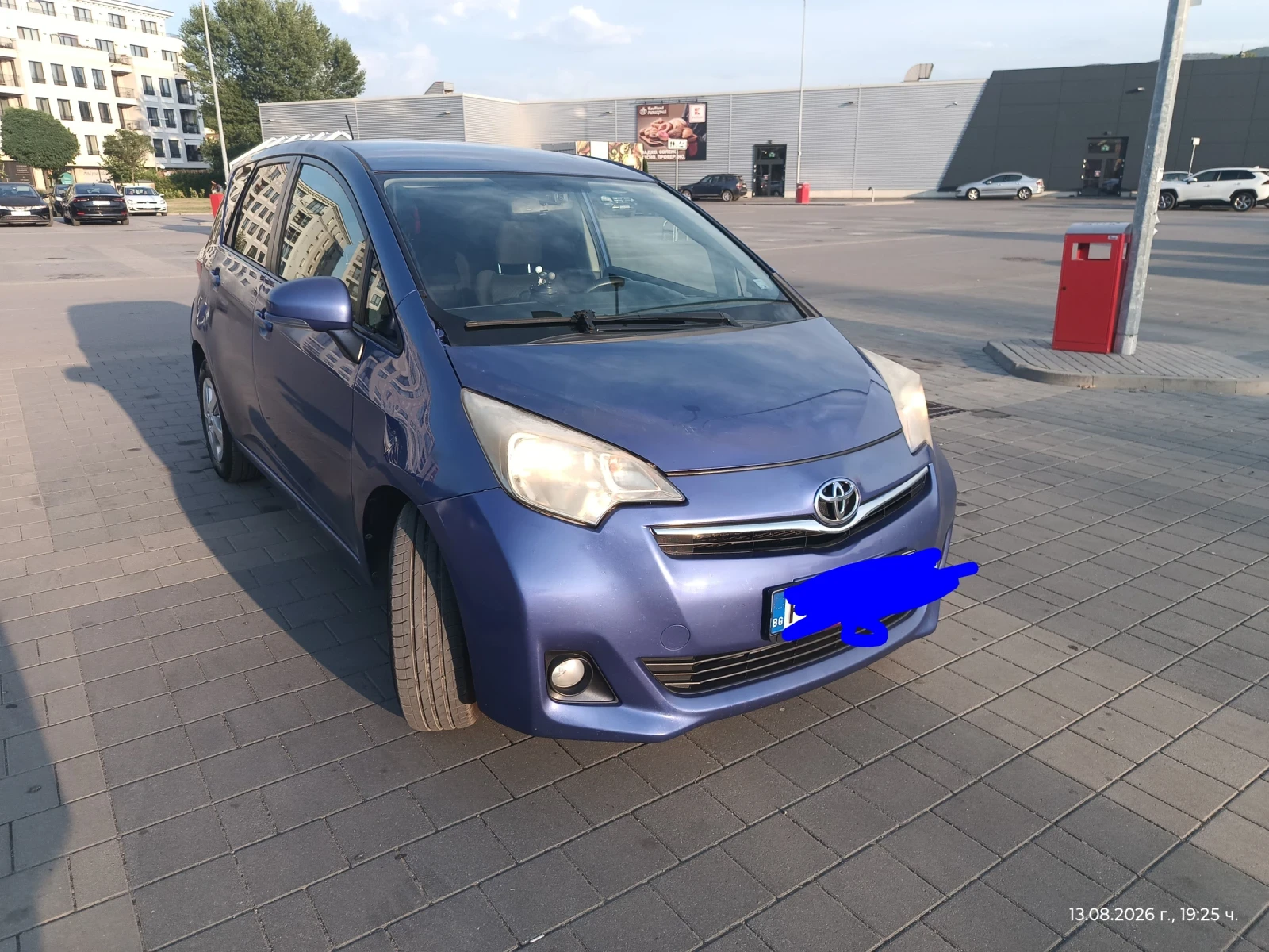 Toyota Verso S 1.4 D4D 90кс. Multimedia 6 скорости, снимка 3 - Автомобили и джипове - 55658571