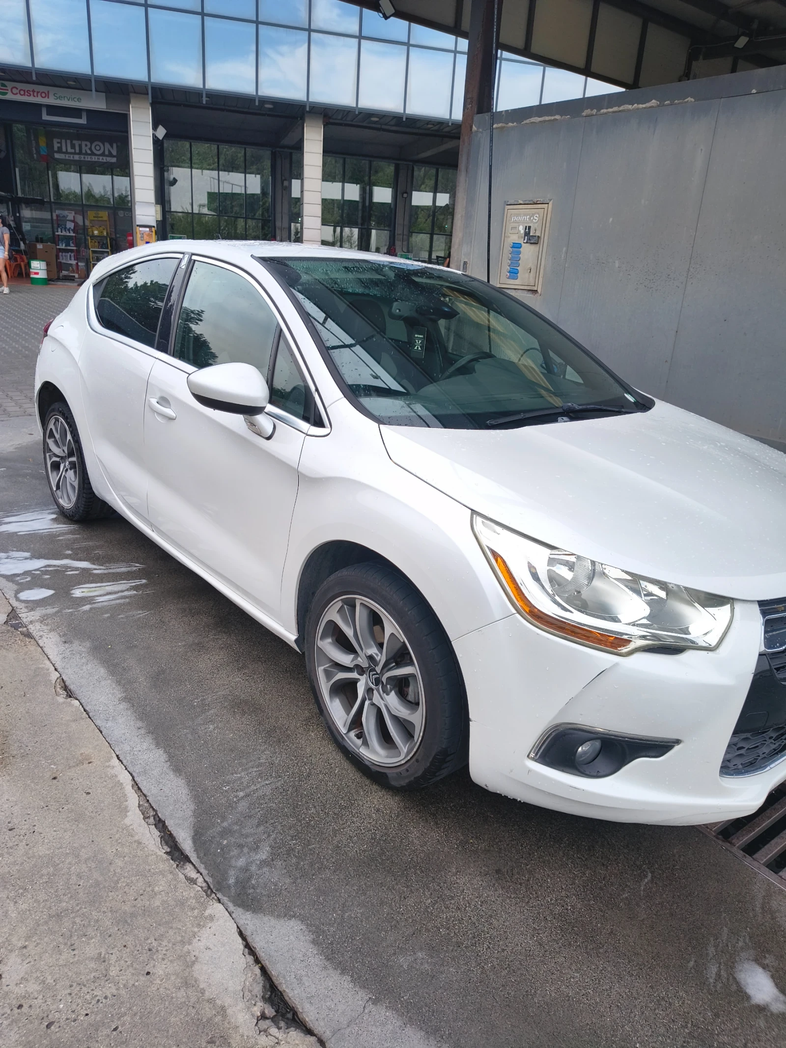 Citroen DS4, снимка 10 - Автомобили и джипове - 56230132