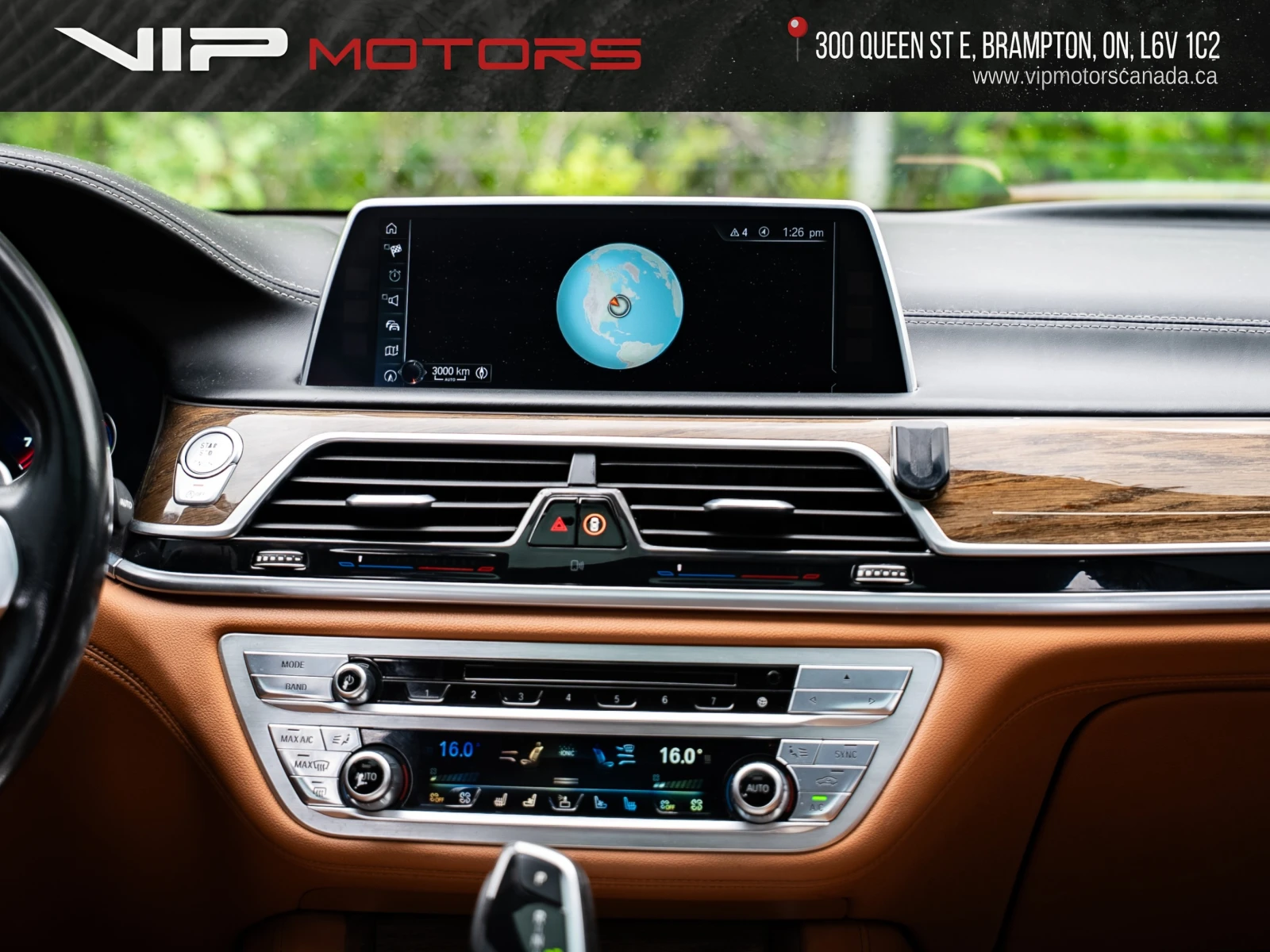 BMW 750 Harm&Kardon| MASSAGE| 360, снимка 13 - Автомобили и джипове - 56063998