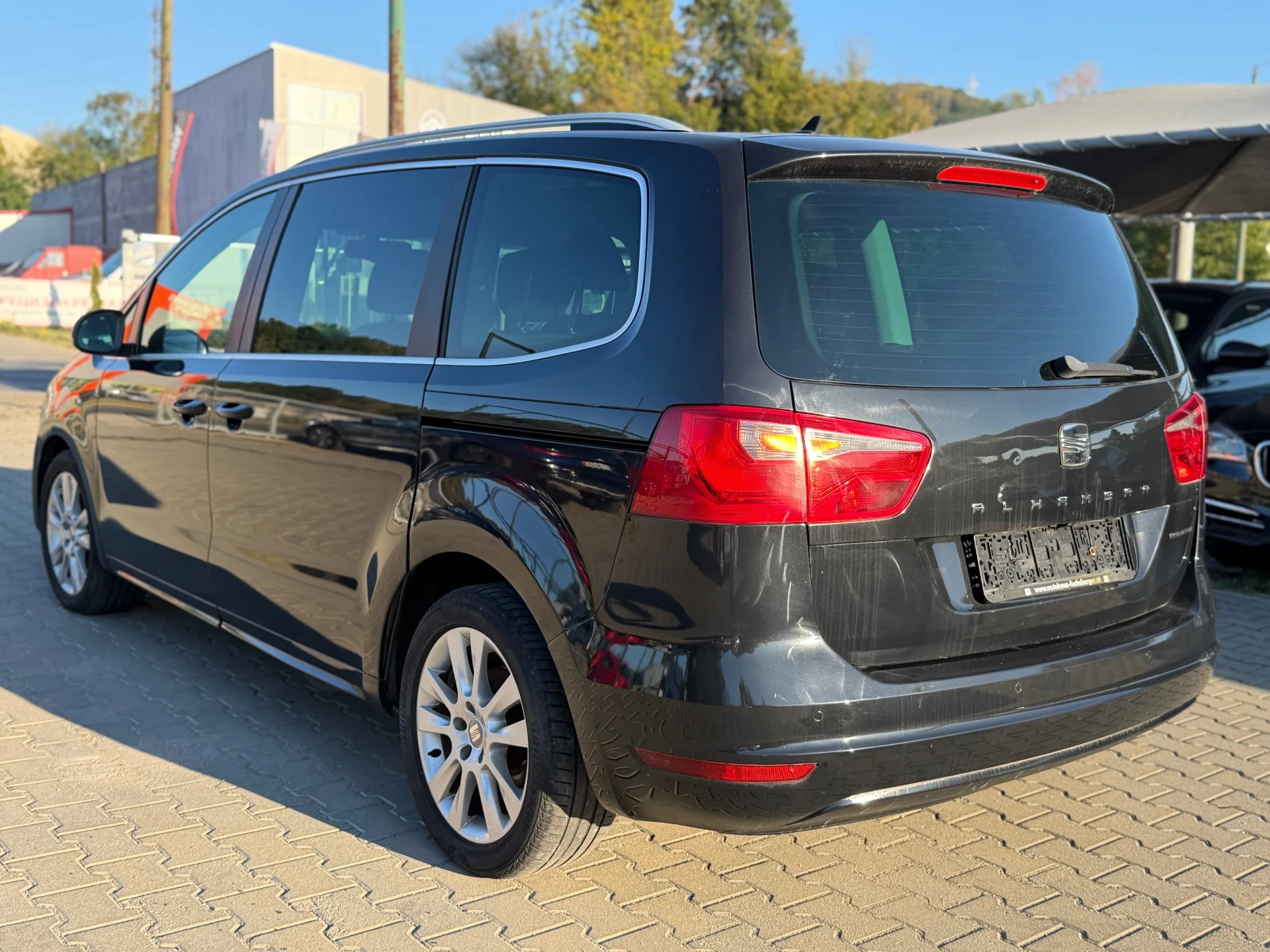 Seat Alhambra, снимка 5 - Автомобили и джипове - 56132438