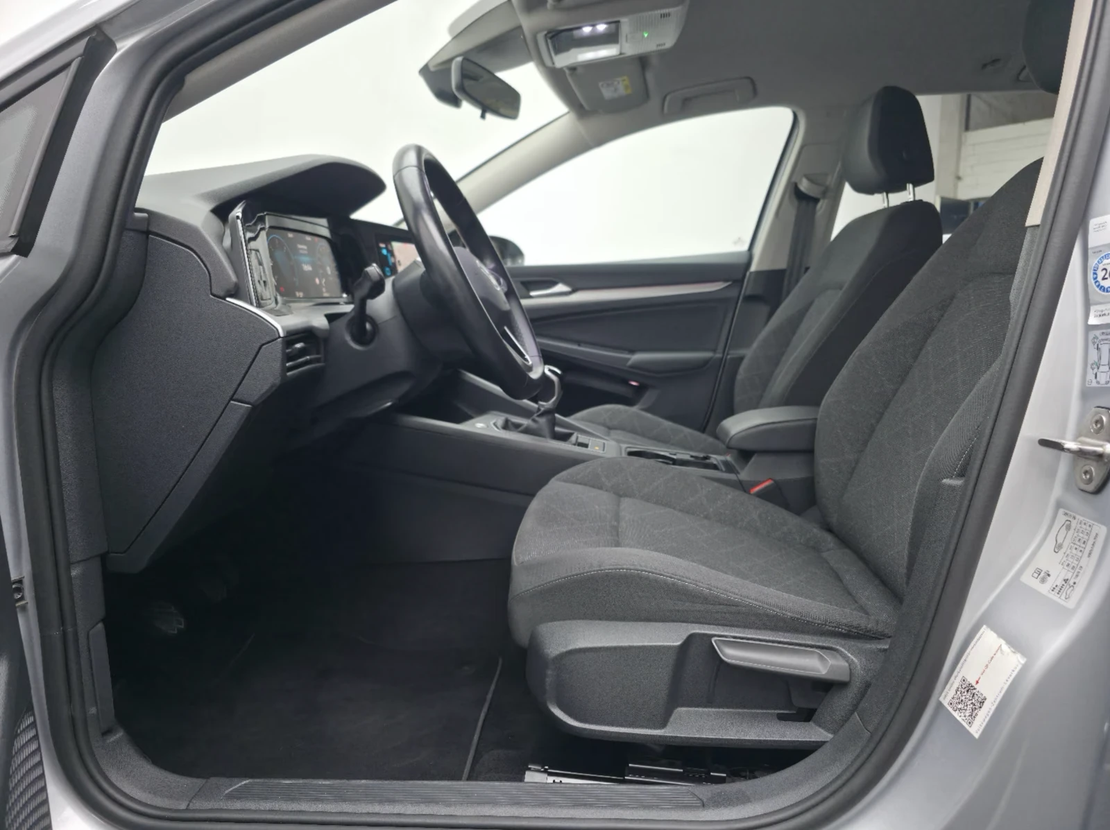 VW Golf, снимка 5 - Автомобили и джипове - 56179108