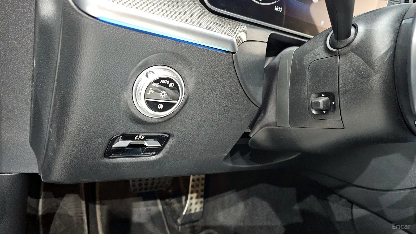 Mercedes-Benz C 300 AMG LINE| HUD| 360| �����| MASSAGE| SOFT CLOSE | Mobile.bg � ����������� 12