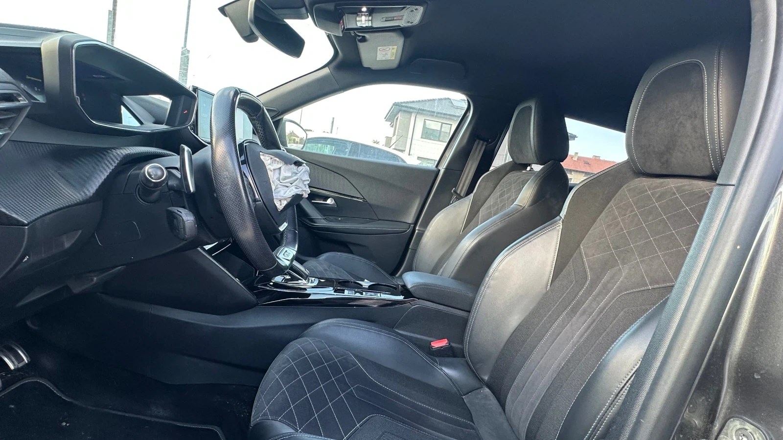 Peugeot 2008 Pure Tech 155 S&S EAT8 GT | Mobile.bg � ����������� 10