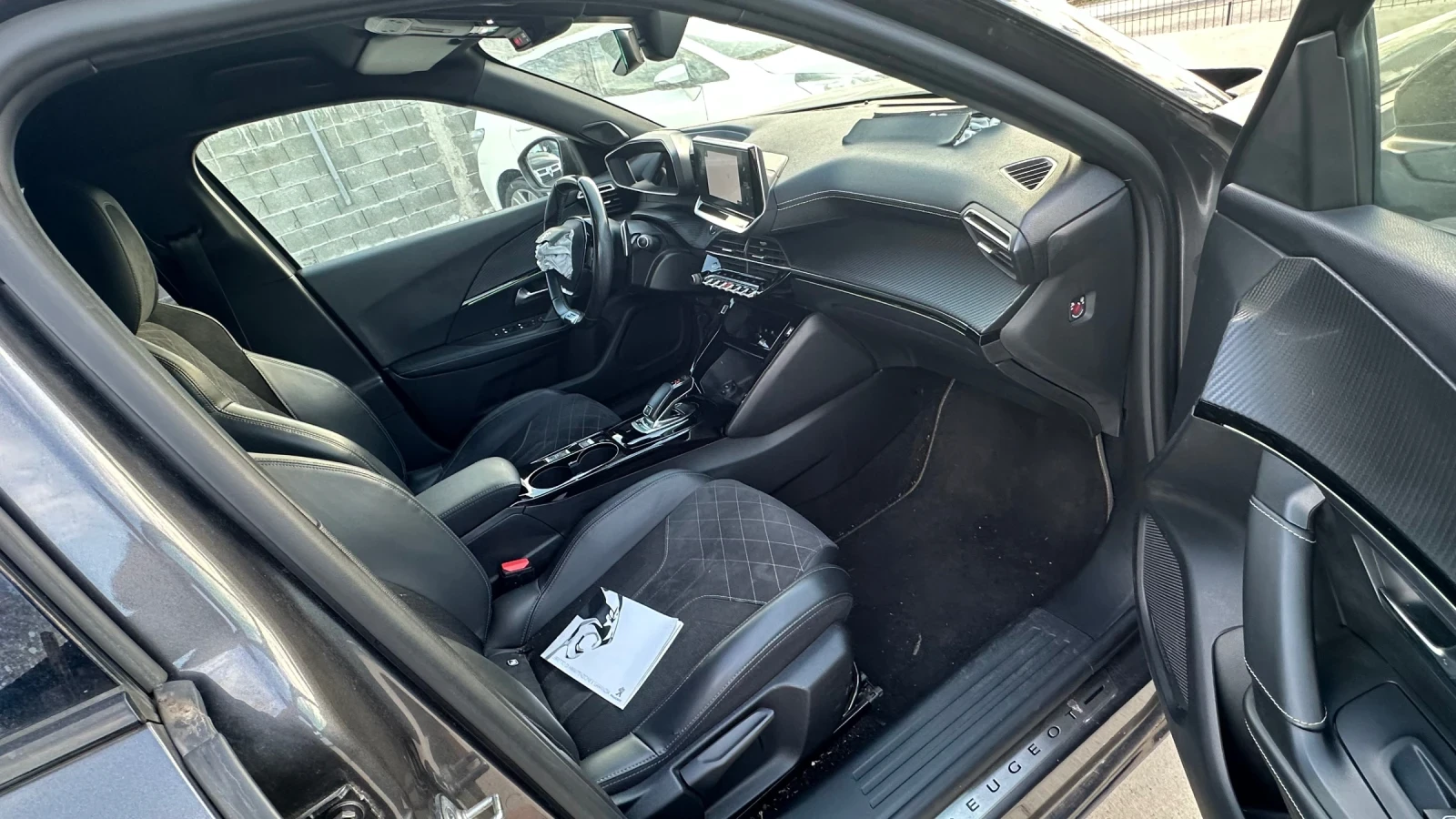 Peugeot 2008 Pure Tech 155 S&S EAT8 GT | Mobile.bg � ����������� 11