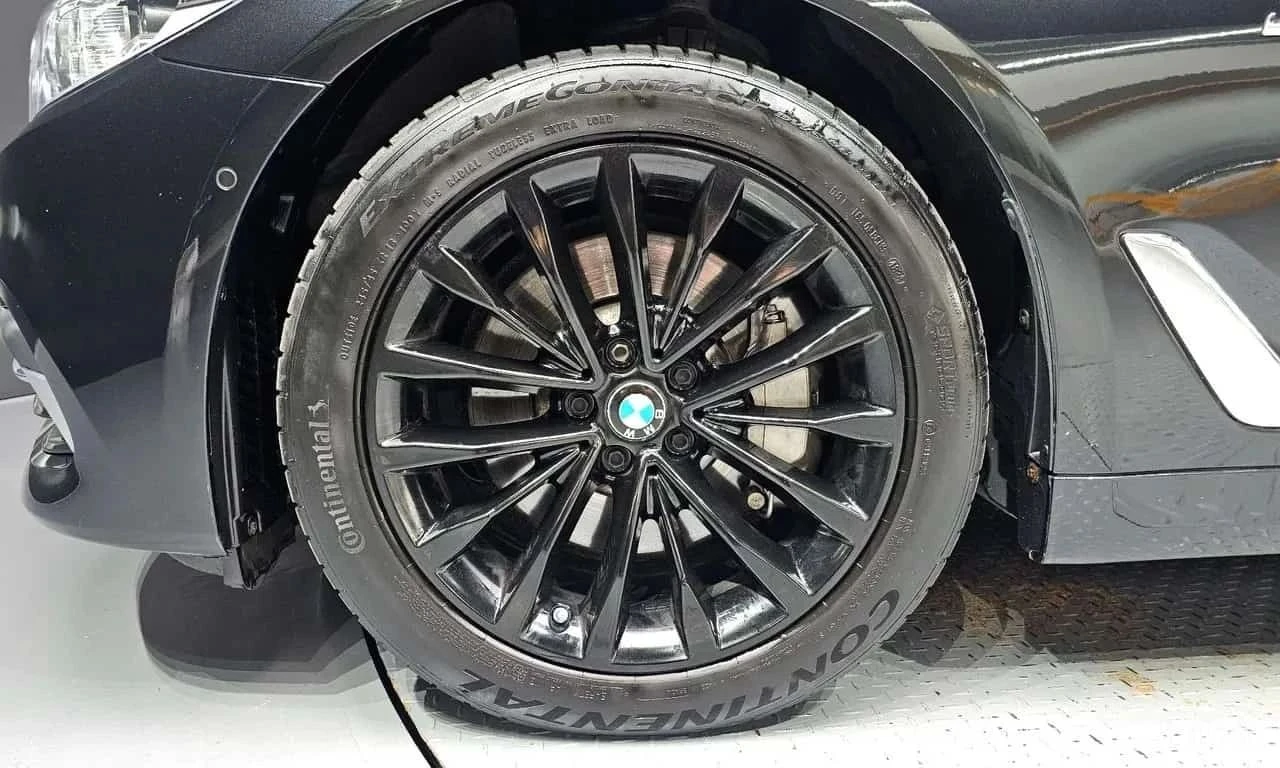 BMW 530, снимка 5 - Автомобили и джипове - 56688525