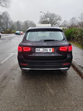 Mercedes-Benz GLC 300 e, снимка 3