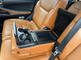 Lexus LX 570 MARK LEV* 3X TV* ПОДГРЕВ* ОБДУХВАНЕ* 6+ 1* ШИБИДАХ, снимка 16