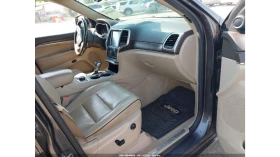 Jeep Grand cherokee 5.7 / OVERLAND / ОБДУХВАНЕ / ПОДГРЕВИ / ДИСТРОНИК , снимка 7