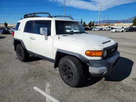 Toyota Fj cruiser * Възможност за Лизинг* 