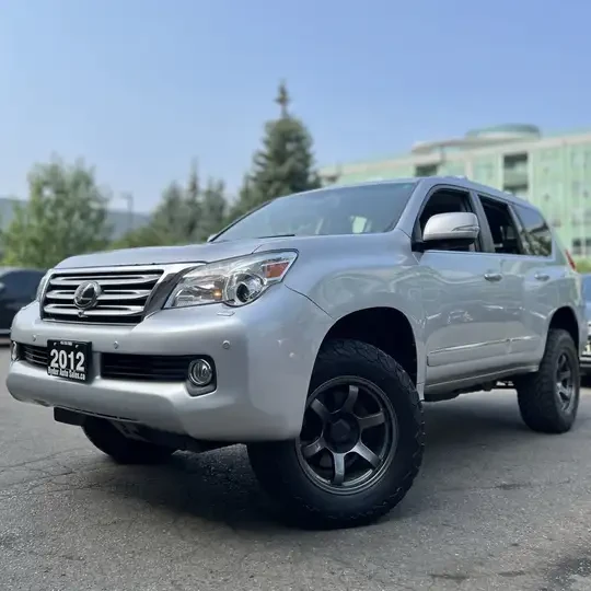 Lexus GX 460 PREMIUM/FULL/PANO/LEVINSON AUDIO/ОБДУХВАНЕ  - изображение 2