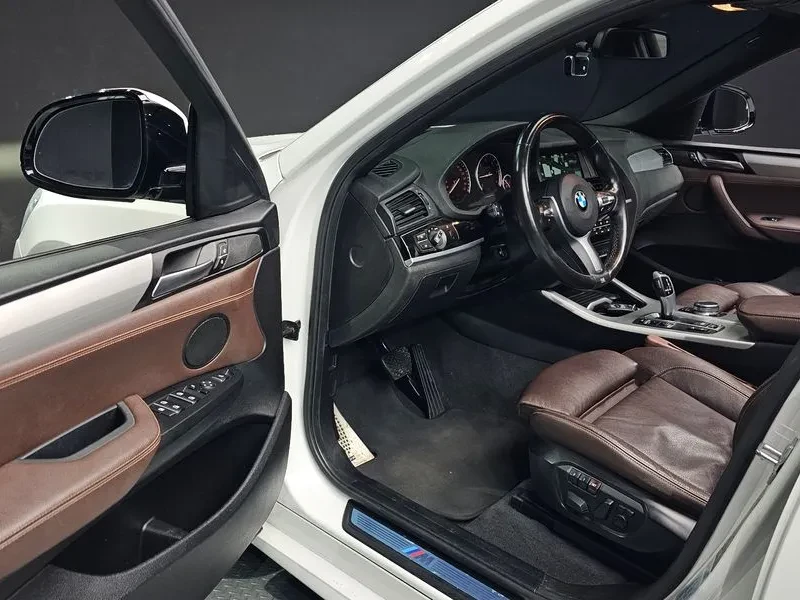 BMW X4 2.0d, снимка 11 - Автомобили и джипове - 54604847