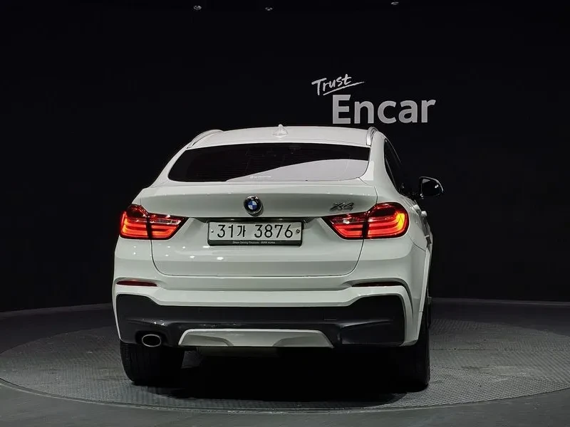 BMW X4 2.0d, снимка 4 - Автомобили и джипове - 54604847