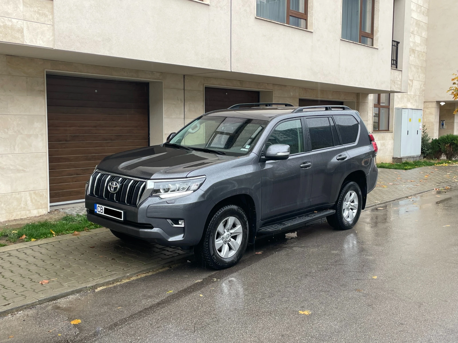Toyota Land cruiser 2.8 D-4D 4WD J150 Facelift- в Гаранция, снимка 1
