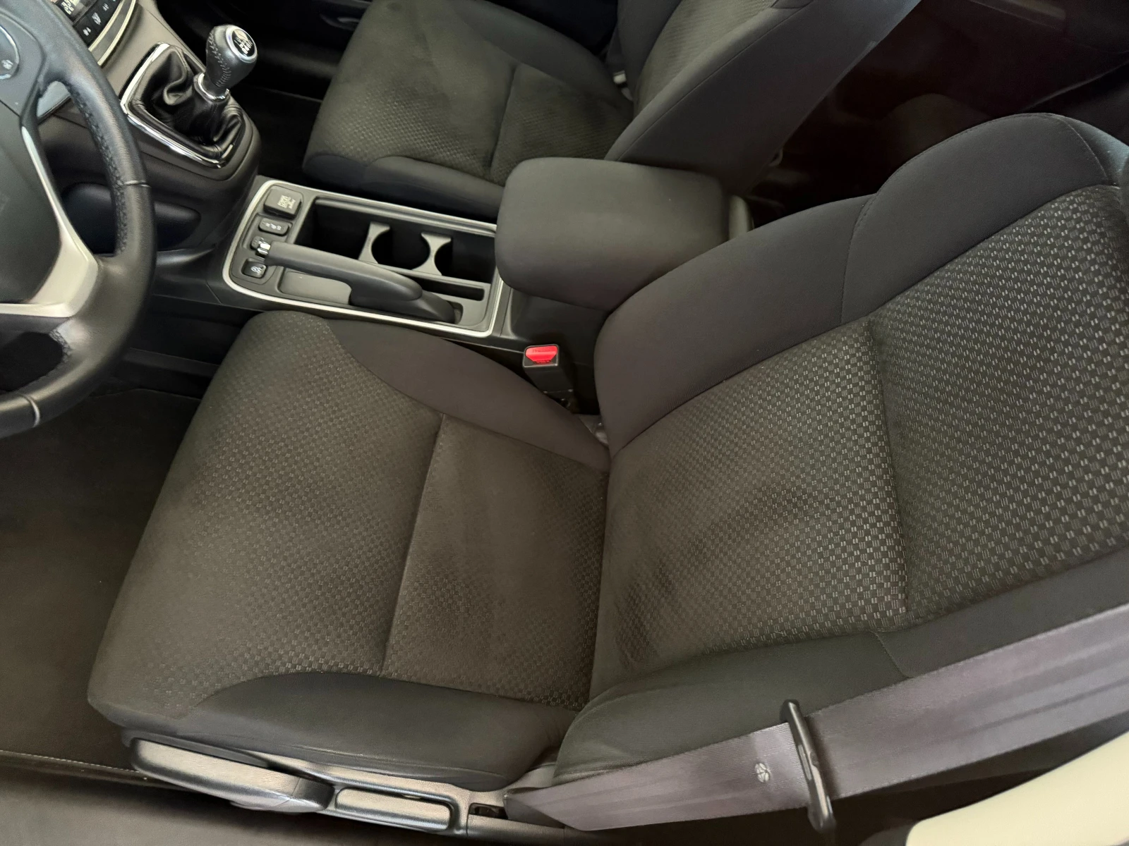 Honda Cr-v 2.0i* 4x4* СЕРВИЗНА КНИЖКА С ПЪЛНА ИСТОРИЯ В ХОНДА - изображение 8
