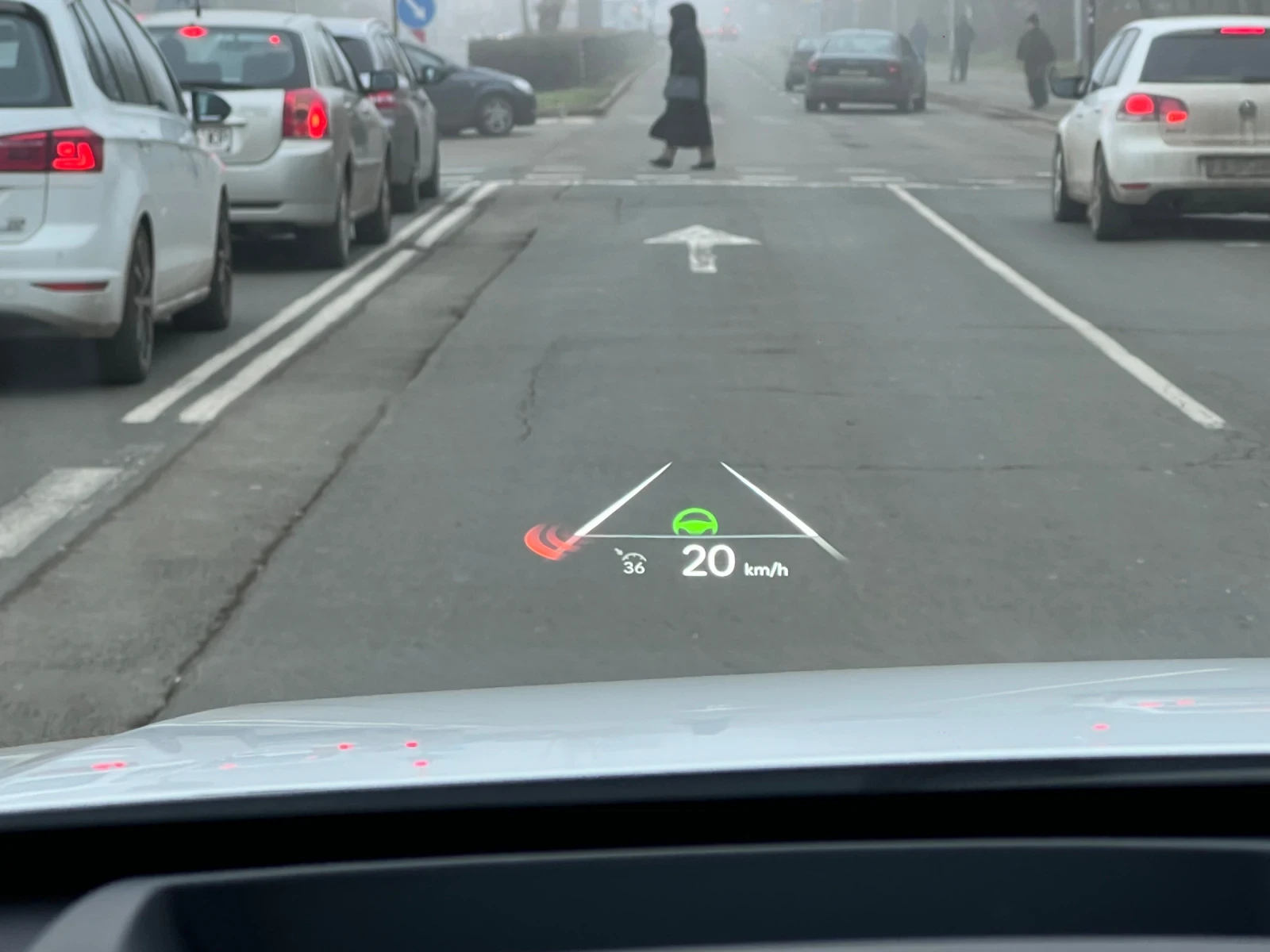 Hyundai Kona 65.4kWh* 360 Камери* Дистроник* Обдухване* Хед Ъп, снимка 14 - Автомобили и джипове - 53584413