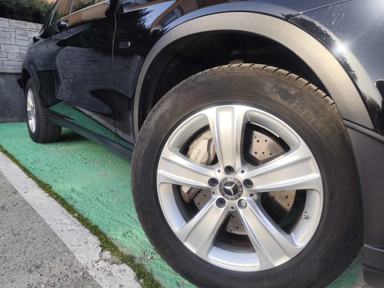 Mercedes-Benz GLC 300 e AMG Sport 51000 км., снимка 15 - Автомобили и джипове - 53764138