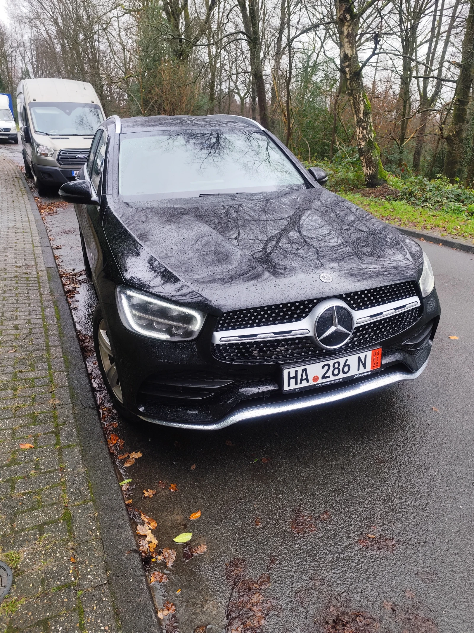 Mercedes-Benz GLC 300 e, снимка 5 - Автомобили и джипове - 53764138