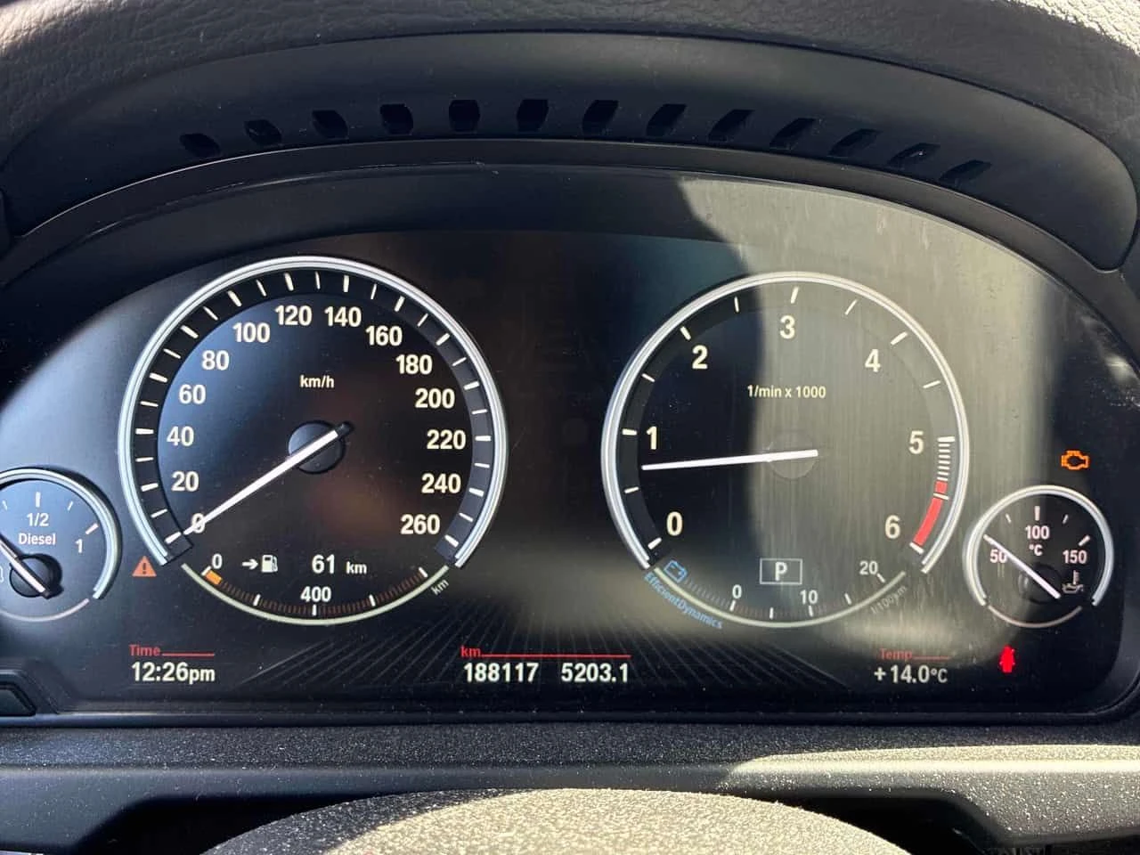 BMW X5 XDRIVE35D * 360 КАМЕРА* HEAD UP ДИСПЛЕЙ * ПАНОРАМА, снимка 8 - Автомобили и джипове - 53952569