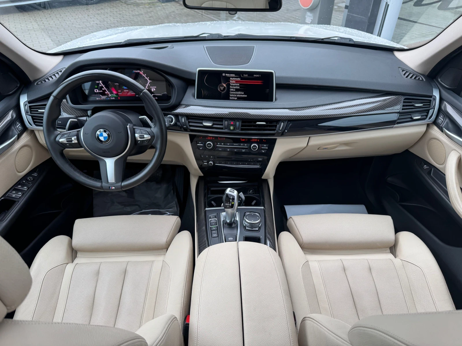 BMW X5 3.5i#M-PERF#PANORAMA#360* CAM#HEAD-UP#CARBON, снимка 15 - Автомобили и джипове - 54073367