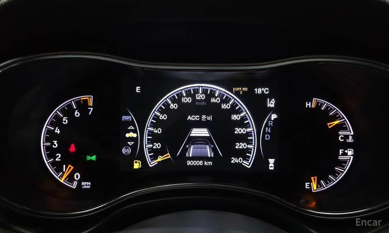 Jeep Grand cherokee OVERLAND* КОЖА* ПОДГРЕВ* ОБДУХВАНЕ* КАМЕРА* PANO* , снимка 6 - Автомобили и джипове - 54646929