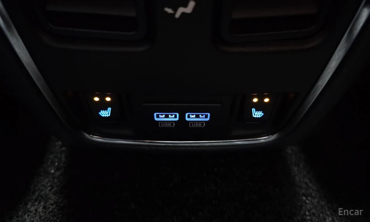 Jeep Grand cherokee OVERLAND* КОЖА* ПОДГРЕВ* ОБДУХВАНЕ* КАМЕРА* PANO* , снимка 12 - Автомобили и джипове - 54646929