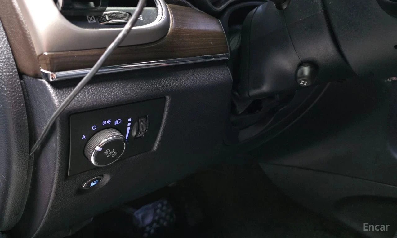 Jeep Grand cherokee OVERLAND* КОЖА* ПОДГРЕВ* ОБДУХВАНЕ* КАМЕРА* PANO* , снимка 15 - Автомобили и джипове - 54646929