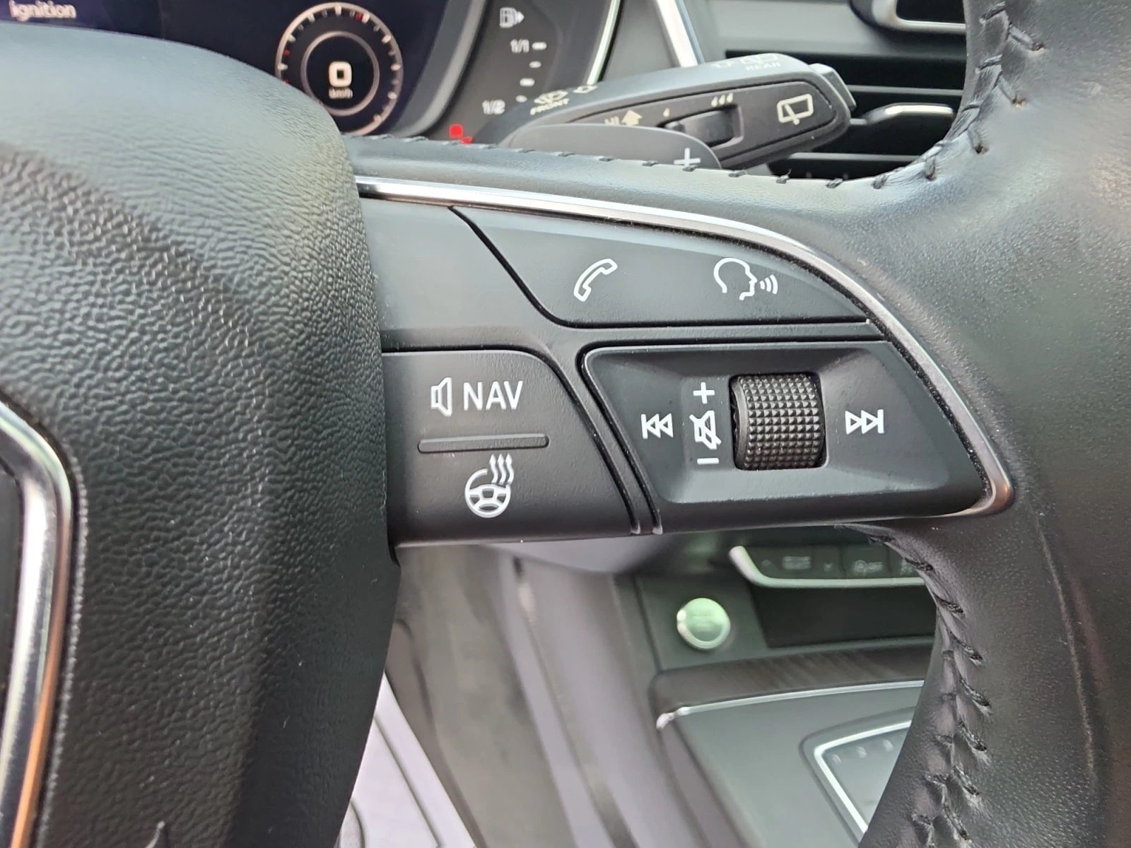 Audi Q5 * Progressiv * CARFAX * ОПЦИЯ ЗА ФИНАНСИРАНЕ * , снимка 11 - Автомобили и джипове - 55833674